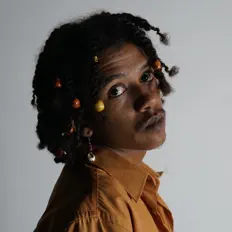 Preto Tipuá सुनें, म्यूज़िक वीडियो देखें, बायो पढ़ें, दौरे की तारीखें और बहुत कुछ देखें!