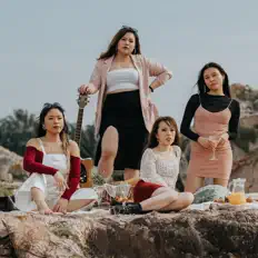 Escucha a Crinkle Cut, mira vídeos musicales, lee la biografía, consulta fechas de giras y mucho más.
