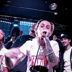 收听 BlondieBrazyy、观看音乐视频、阅读小传、查看巡演日期等 ！