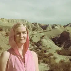 Dengarkan Brona McVittie, tonton video musik, baca bio, lihat tanggal tur & lainnya!