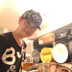 Dengarkan Yoshihiro Harada, tonton video musik, baca bio, lihat tanggal tur & lainnya!