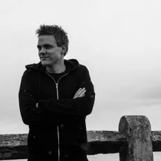 Kieldfalを聴いたり、ミュージックビデオを鑑賞したり、経歴やツアー日程などを確認したりしましょう！