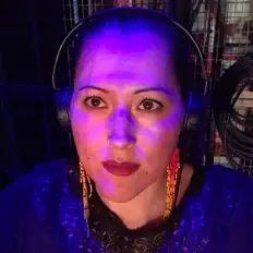 Listen to Fara Palmer, watch music videos, read bio, see tour dates & more!