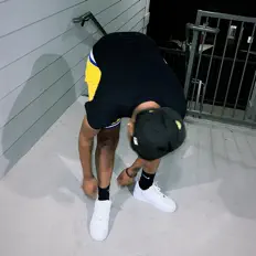 SIX5IVEDREKO을(를) 듣고, 뮤직 비디오를 보고, 약력을 읽고, 투어 일정 등을 확인하세요!