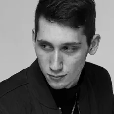 Ouve ИСАИЯ, vê vídeos de música, lê a biografia, vê as datas da digressão e muito mais!