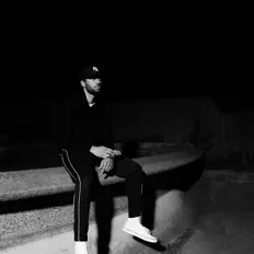 Poslechněte si interpreta GRANT ALEXANDER, sledujte hudební videa, přečtěte si životopis, podívejte se na data turné a další informace.