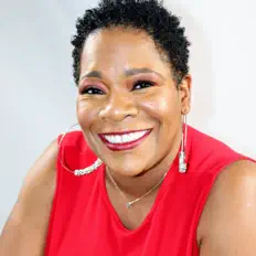 Luister naar Miriam, bekijk muziekvideo's, lees de bio, bekijk de tourdata, en meer!