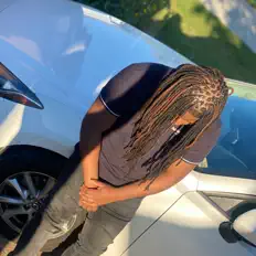 聆聽 Ghetto Babyy、觀看音樂影片、閱讀小傳、查看巡演日期等！