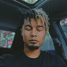 Poslechněte si interpreta Jur, sledujte hudební videa, přečtěte si životopis, podívejte se na data turné a další informace.