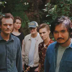 Ouve Dogbad, vê vídeos de música, lê a biografia, vê as datas da digressão e muito mais!