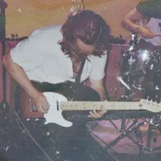 聆聽 Warren Wentworth、觀看音樂影片、閱讀小傳、查看巡演日期等！