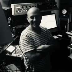 Escucha a Saul Stokes, mira videos musicales, lee su biografía, consulta las fechas de las gira y más.