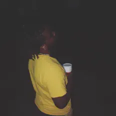 Poslechněte si interpreta K3 Ezzy, sledujte hudební videa, přečtěte si životopis, podívejte se na data turné a další informace.