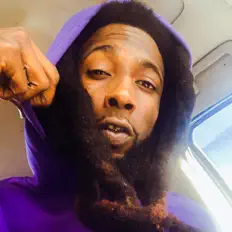 收听 Bad F News、观看音乐视频、阅读小传、查看巡演日期等 ！