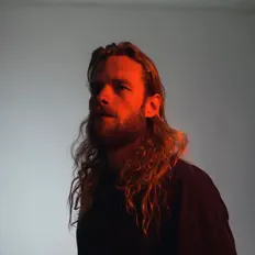 Escucha a Oskar Nordbø, mira videos musicales, lee su biografía, consulta las fechas de las gira y más.