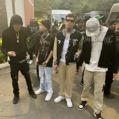 收听 icedmob、观看音乐视频、阅读小传、查看巡演日期等 ！