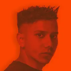 Hör dir Dee Mash an, schau dir Musikvideos an, lies die Biografie, finde Tourdaten und mehr!