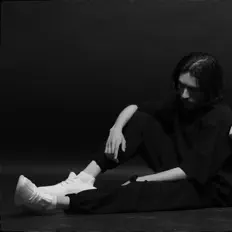 Ouve DONY, vê vídeos de música, lê a biografia, vê as datas da digressão e muito mais!