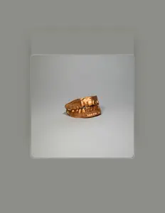 收听 TEEFF、观看音乐视频、阅读小传、查看巡演日期等 ！