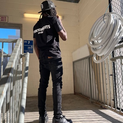 Steppin - Single