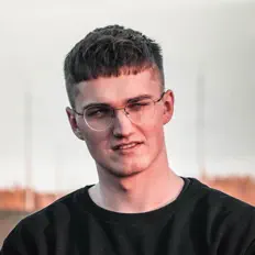 Ouça Maksy, assista a videoclipes, leia a biografia, veja as datas das turnês e mais!