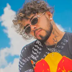 Escucha a Douglas Lavoe, mira vídeos musicales, lee la biografía, consulta fechas de giras y mucho más.