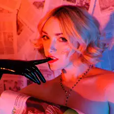 Ascolta Damn the Witch Siren, guarda video musicali, leggi la biografia, vedi le date del tour & altro!