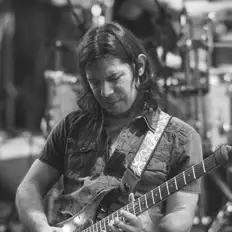 聆聽 Federico Miranda、觀看音樂影片、閱讀小傳、查看巡演日期等！