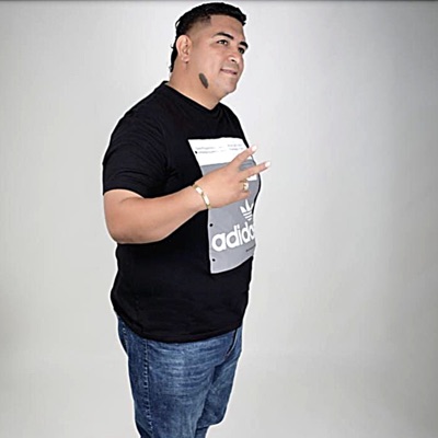 Romantic Style - Amor Compartidos (feat. Mr Sam)