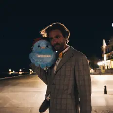 Ascolta Krawa, guarda video musicali, leggi la biografia, vedi le date del tour & altro!