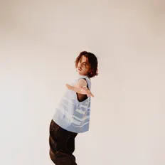Luister naar Jordan Fuller, bekijk muziekvideo's, lees de bio, bekijk de tourdata, en meer!