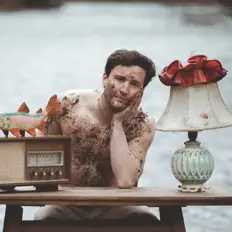 Dengarkan Paul Moody, tonton video musik, baca bio, lihat tanggal tur & lainnya!