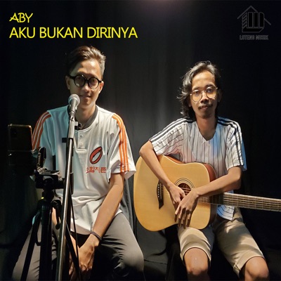Aku Bukan Dirinya - Single