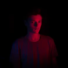 聆聽 Мокрицкий、觀看音樂影片、閱讀小傳、查看巡演日期等！