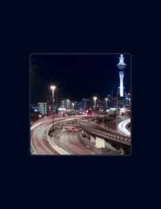 Escucha a 潘念雅, mira videos musicales, lee su biografía, consulta las fechas de las gira y más.