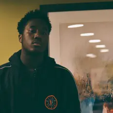 Escucha a HunchoLou, mira videos musicales, lee su biografía, consulta las fechas de las gira y más.