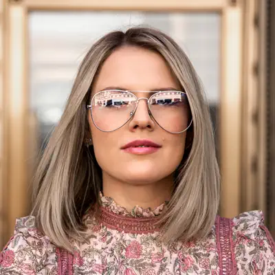 Listen to Iulia Fridrik, watch music videos, read bio, see tour dates & more!