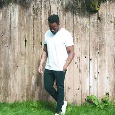 收听 triVIal、观看音乐视频、阅读小传、查看巡演日期等 ！