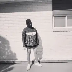 Polluted Wombを聴いたり、ミュージックビデオを鑑賞したり、経歴やツアー日程などを確認したりしましょう！