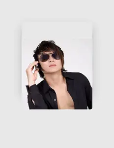 Escucha a Phúc Lộc, mira vídeos musicales, lee la biografía, consulta fechas de giras y mucho más.