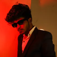 收听 Lucky Yadav、观看音乐视频、阅读小传、查看巡演日期等 ！