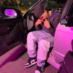 ANDO EN UN BENTLEY - Single