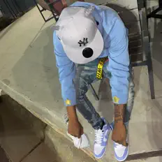 Dengarkan Rizzy, tonton video musik, baca bio, lihat tanggal tur & lainnya!