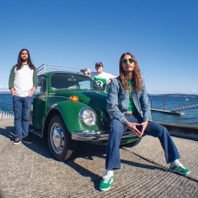 Listen to Supercrush, watch music videos, read bio, see tour dates & more!