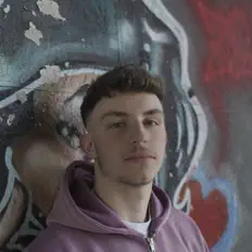 收听 Wizza V、观看音乐视频、阅读小传、查看巡演日期等 ！