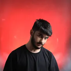 Escucha a Roufeet, mira vídeos musicales, lee la biografía, consulta fechas de giras y mucho más.