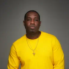 聆聽 Ejay Michel、觀看音樂影片、閱讀小傳、查看巡演日期等！