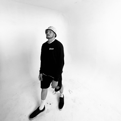 Listen to Soo Casa, watch music videos, read bio, see tour dates & more!
