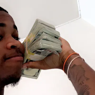 Listen to GuwopDaTrapper, watch music videos, read bio, see tour dates & more!