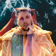 Alejandro을(를) 듣고, 뮤직 비디오를 보고, 약력을 읽고, 투어 일정 등을 확인하세요!